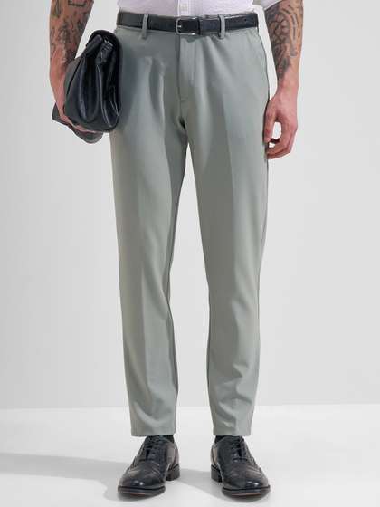 HIGHLANDER Men Slim
                        Fit Trousers