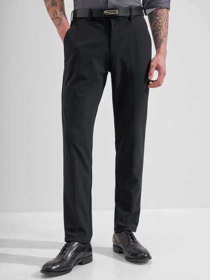 HIGHLANDER Men Slim
                        Fit Trousers