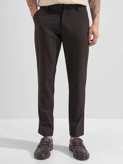 HIGHLANDER Men Slim
                        Fit Trousers