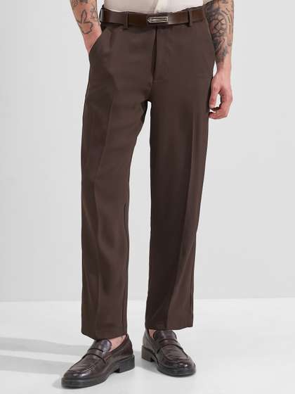 HIGHLANDER Men
                        Straight Fit Trousers