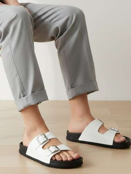 glitchez Men Flip Flops