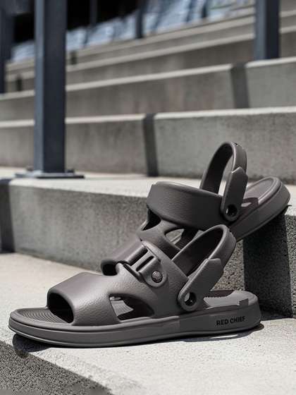 Red Chief Men Core
                    Sandals