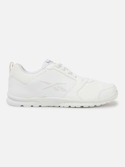 Reebok Men FLYLITE
                        AXTON M Running Shoes