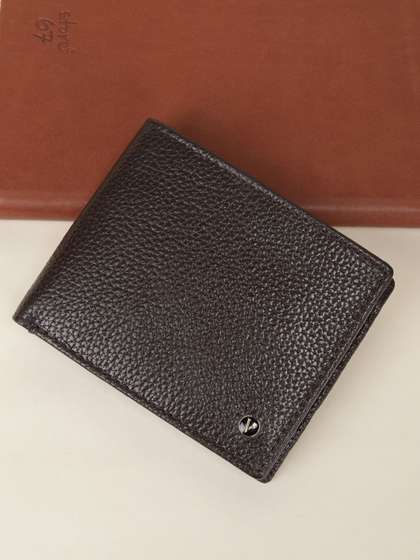 Van Heusen Men Textured
                    Leather Wallets