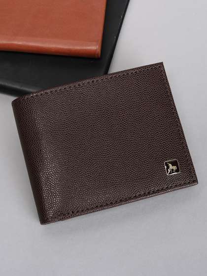 Van Heusen Men Textured
                    Leather Wallets