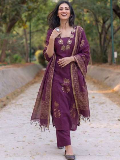 Anouk Women
                          Printed Regular Kurta with Palazzos & With
                          Dupatta