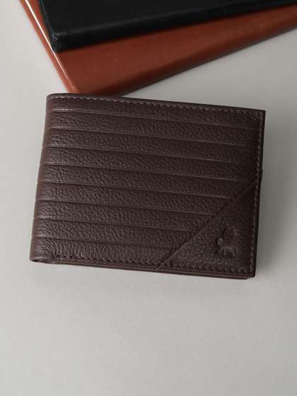 Peter England Men
                    Textured Leather Wallets