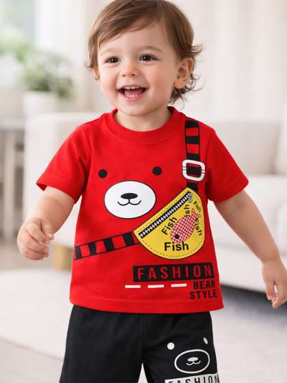 BabyZone Unisex Kids
                    Printed T-shirt with Shorts
