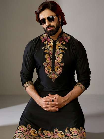 INDIROOP Men Ethnic
                        Motifs Printed Mandarin Collar Cotton Kurta