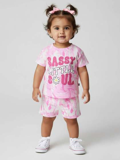 YK X Tinyo Infants Girls
                    Printed Pure Cotton T-shirt with Shorts