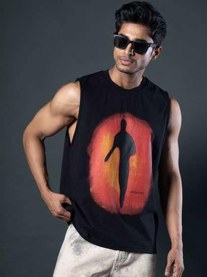 Powerlook Men
                        Printed Drop-Shoulder Sleeves T-shirt
