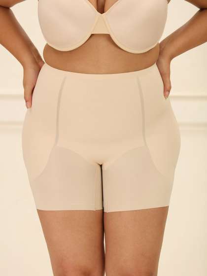 Underneat Women
                        Seamless Hip Dip Shorts with Removable Pads
                        & 360deg Compression Shapewear