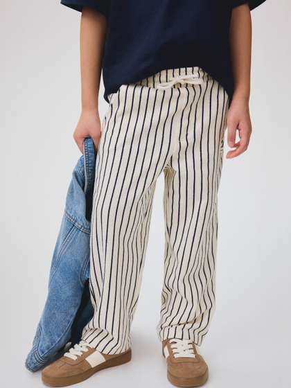 H&M Textured Jersey
                    Drawstring Trousers