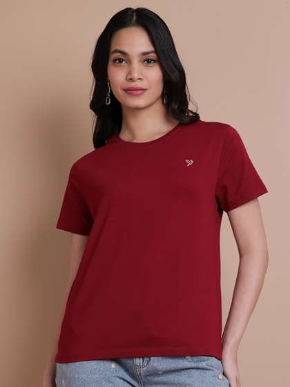 TWIN BIRDS Women
                          Cherry Berry Easy T-shirt