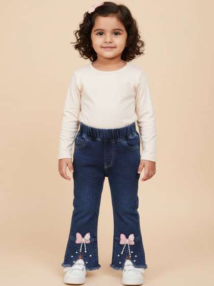 V-Mart Girls Regular Fit
                    Mid-Rise Light Fade Jeans
