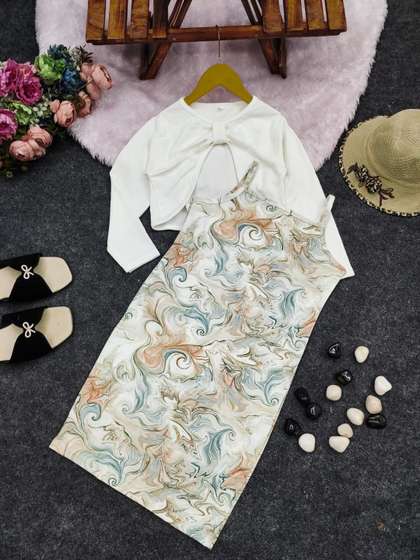 HERE&NOW Print
                      Applique Bodycon Maxi Dress