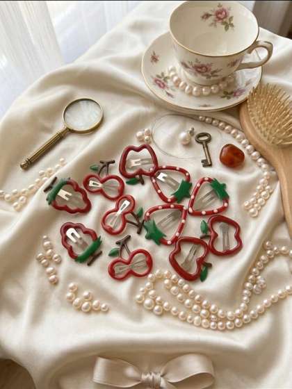 Radhya Accessories Girls
                    Set Of 12 Star Tic Tac Hair Clips