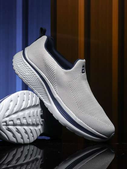 ASIAN Men Textured
                          Sneakers