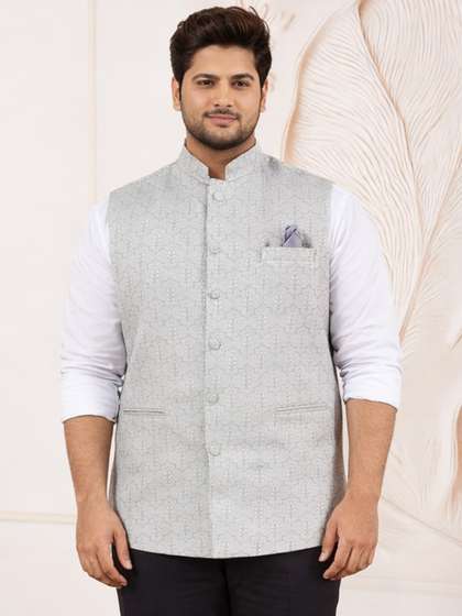 Vastramay Woven
                        Design Sleeveless Nehru Jackets