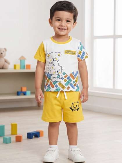Wonder Klothes
                        Unisex Kids Printed T-shirt with Shorts