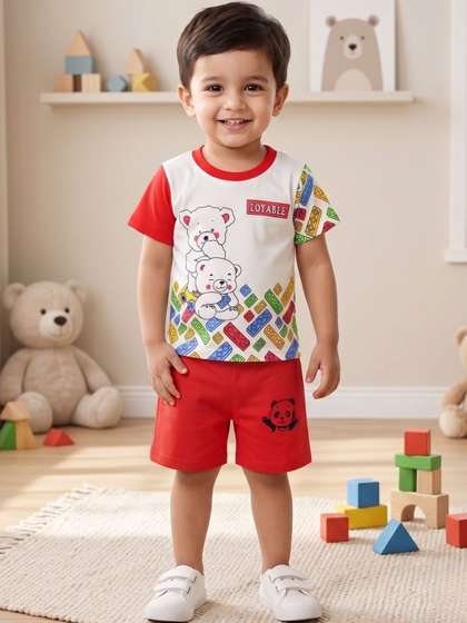 Wonder Klothes
                          Unisex Kids Printed T-shirt with Shorts