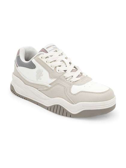 Red Tape Women
                      Sneakers
