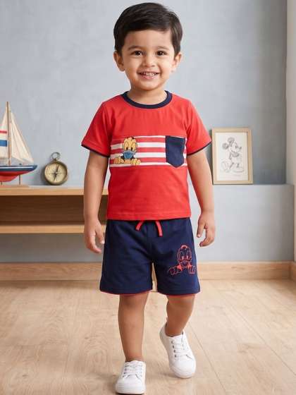 Wonder Klothes
                        Unisex Kids Printed T-shirt with Shorts