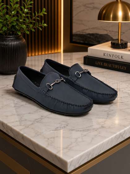 Killer Men
                          Textured Loafers