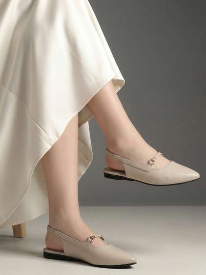 Kenneth Cole Women
                        Pointed Toe Backstrap Flats