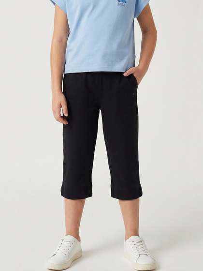Monte Carlo Girls
                    Capris
