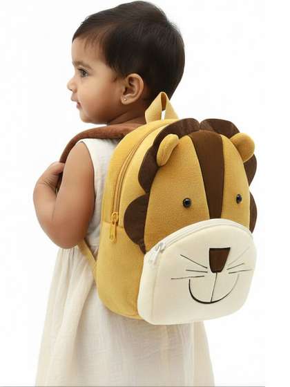 EVLINLIFESTYLE Unisex
                    Kids Applique Backpack