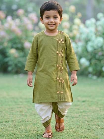 Desi Soota Boys Green
                    Floral Ethnic Motif Embroidered Cotton Kurta &
                    Dhoti Pants