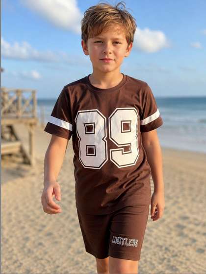 Ninos Dreams Boys
                      Printed T-shirt with Shorts