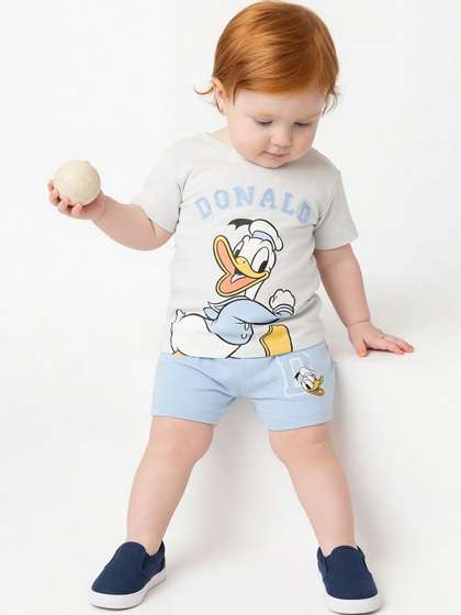Juniors by Babyshop
                      Boys Printed T-shirt with Shorts