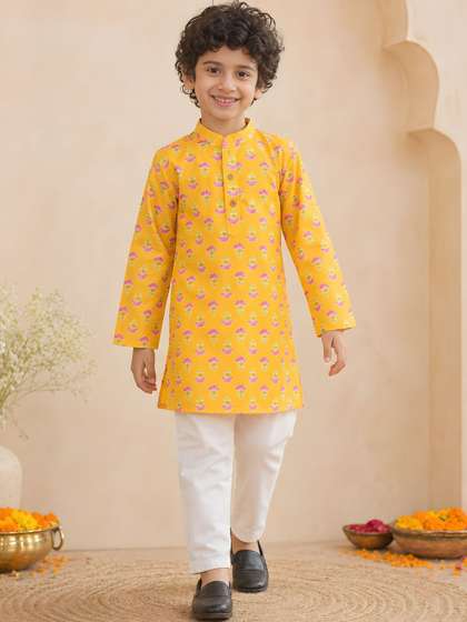 Aj DEZInES Boys Ethnic
                    Motifs Printed Pure Cotton Kurta with Pyjamas
