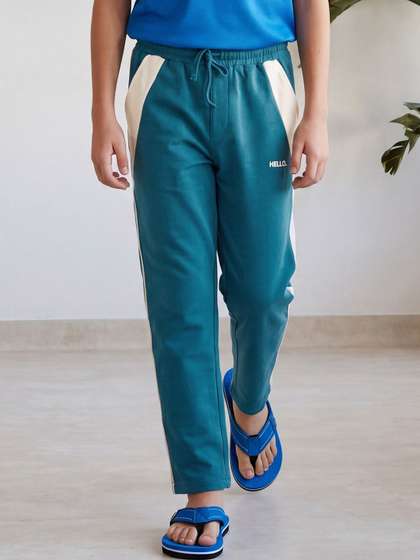 Lil Tomatoes Boys
                    Regular Fit Colourblocked Joggers