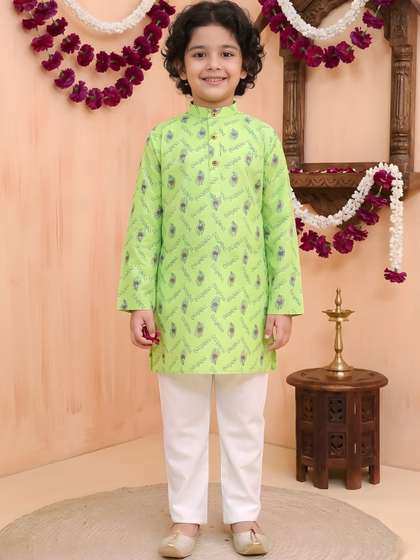 Aj DEZInES Boys Cotton
                      Full sleeves Krishna Printed Kurta Pyjama Set