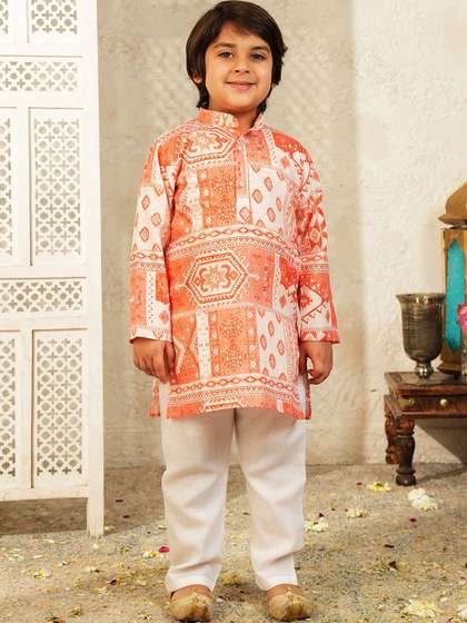 Aj DEZInES Boys Ethnic
                      Motifs Printed Regular Kurta with Trousers