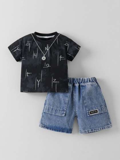 Hopscotch Boys Printed
                    Short Sleeves T-shirt with Shorts
