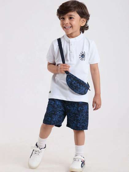 Hopscotch Boys Printed
                    T-shirt with Shorts