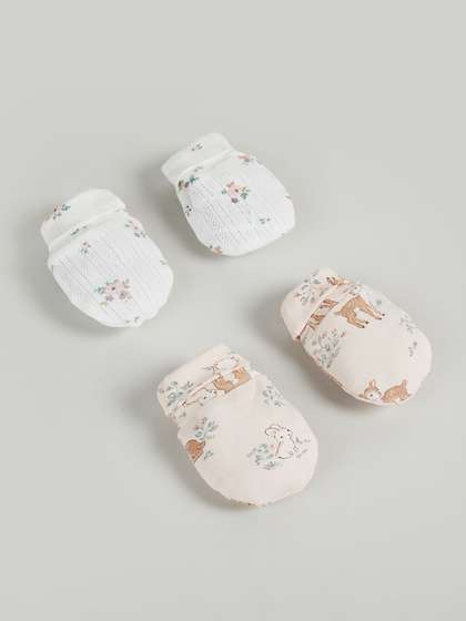 Juniors by Babyshop
                    Infant Girls Organic Cotton Mittens