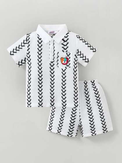 Hopscotch Boys Printed
                    T-shirt with Shorts