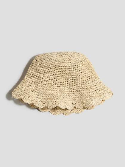 H&M Scalloped
                      Straw Hat