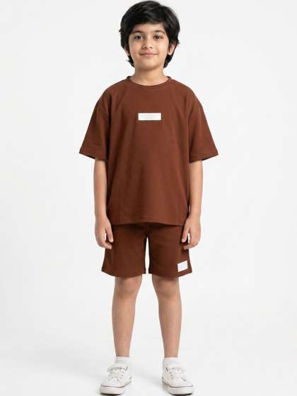 Anthrilo Boys T-shirt
                    with Shorts