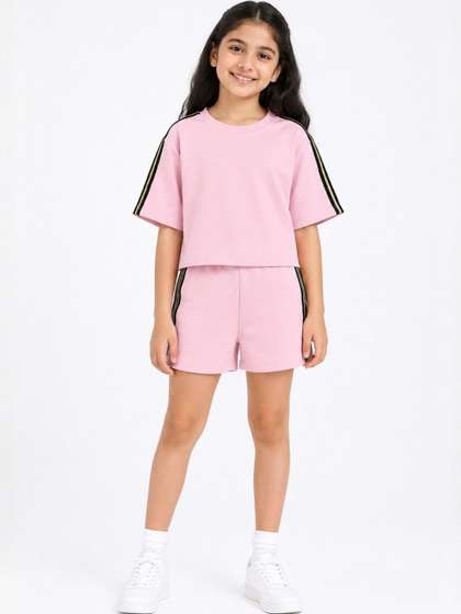 Anthrilo Girls T-shirt
                    with Shorts