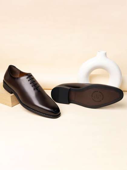 LOUIS STITCH Men
                        Brunette Brown Formal Wholecut Lace-Up Derby
                        Shoes