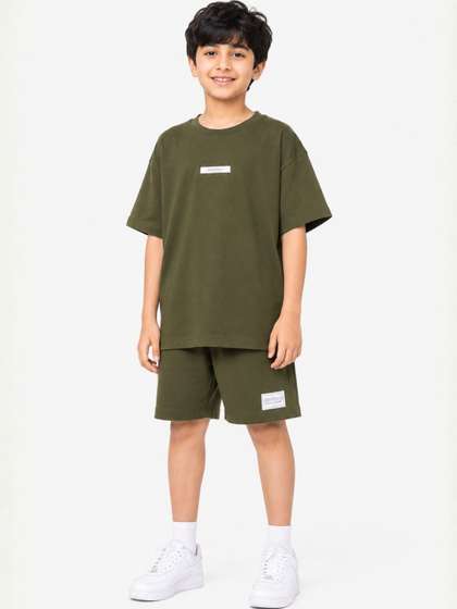 Anthrilo Boys T-shirt
                    with Shorts