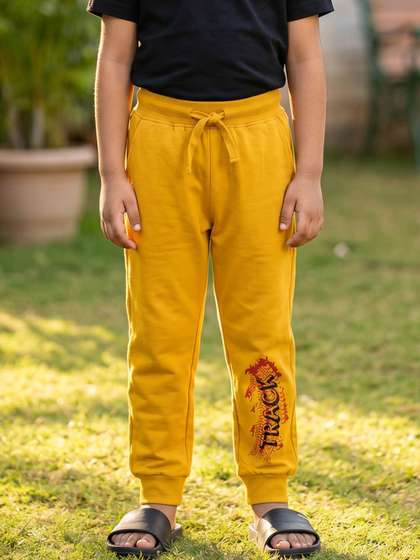 KiddoPanti Boys Regular
                    Fit Typography Joggers