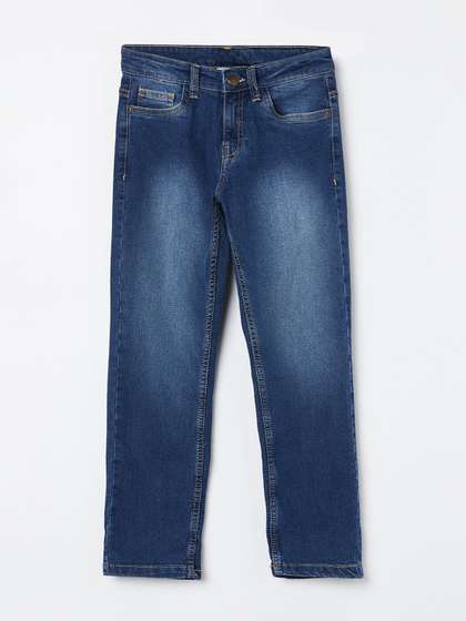 Fame Forever by
                    Lifestyle Boys Regular Fit Mid-Rise Light Fade
                    Jeans