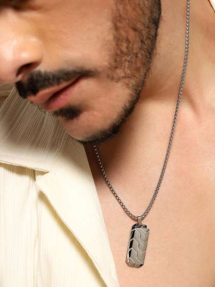 Jewelor Men Hexagonal 3D
                    Diagonal Tire Silver platted Pendant with chains